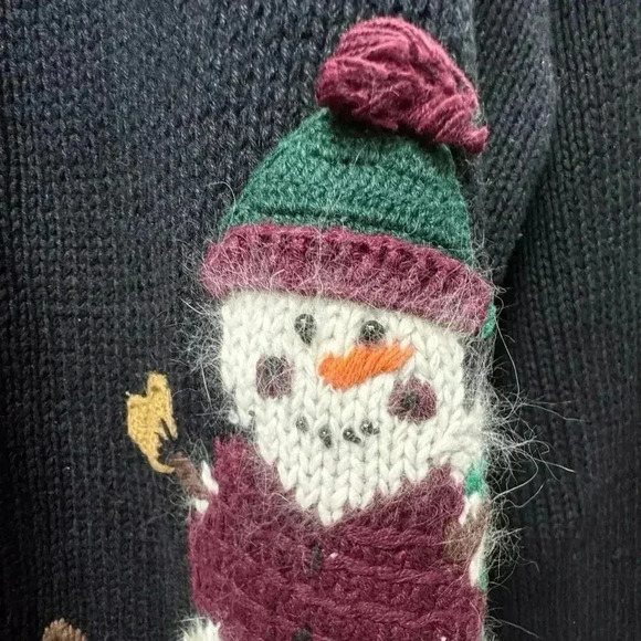 Croft & Barrow Hand Knitted Black With Muti color Snowman Sweater Size Large - Picture 11 of 16